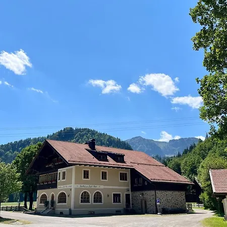 Ferienwohnungen Zipflwirt Bayrischzell Exterior foto